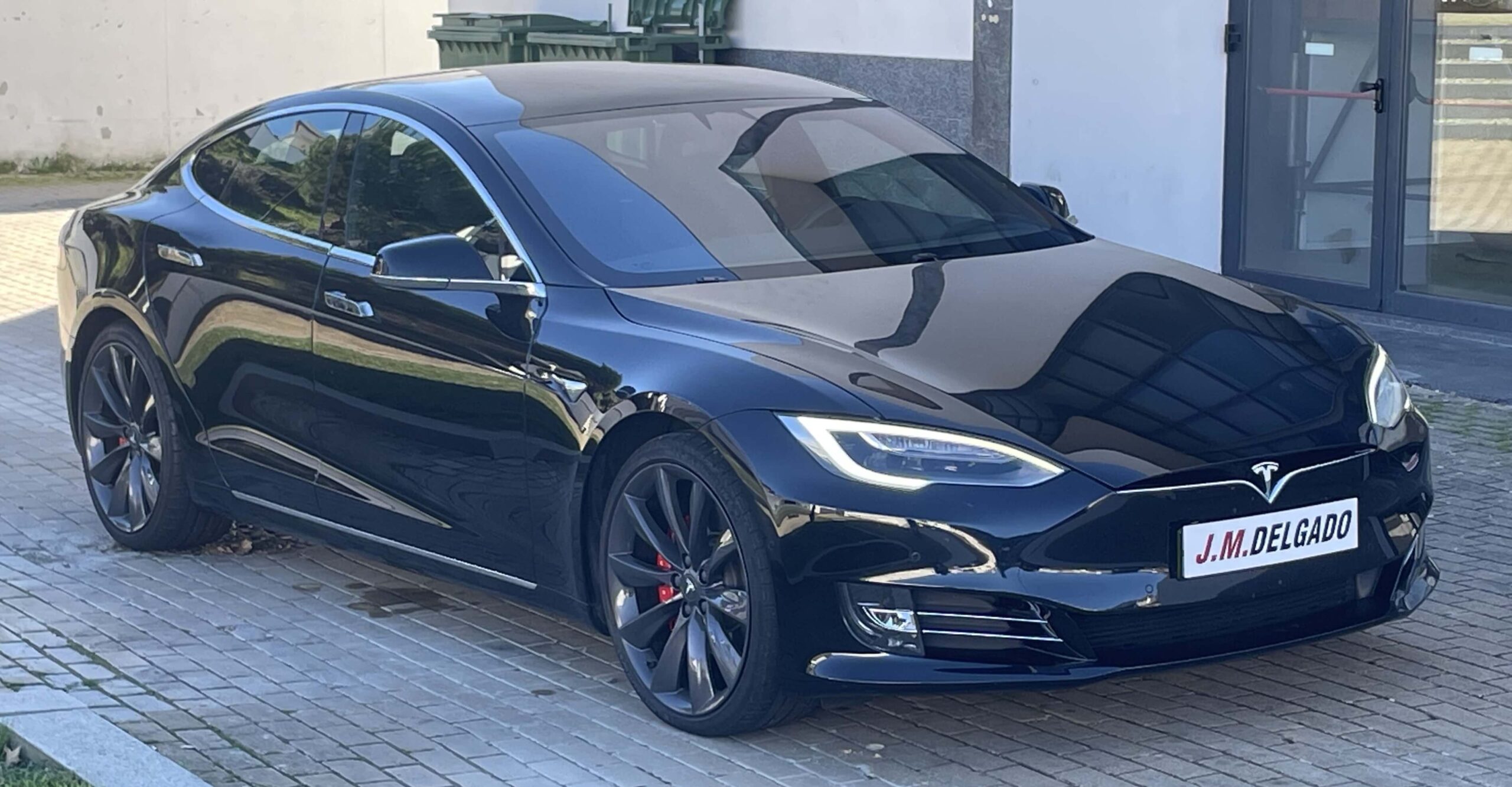 Tesla Model S P100D