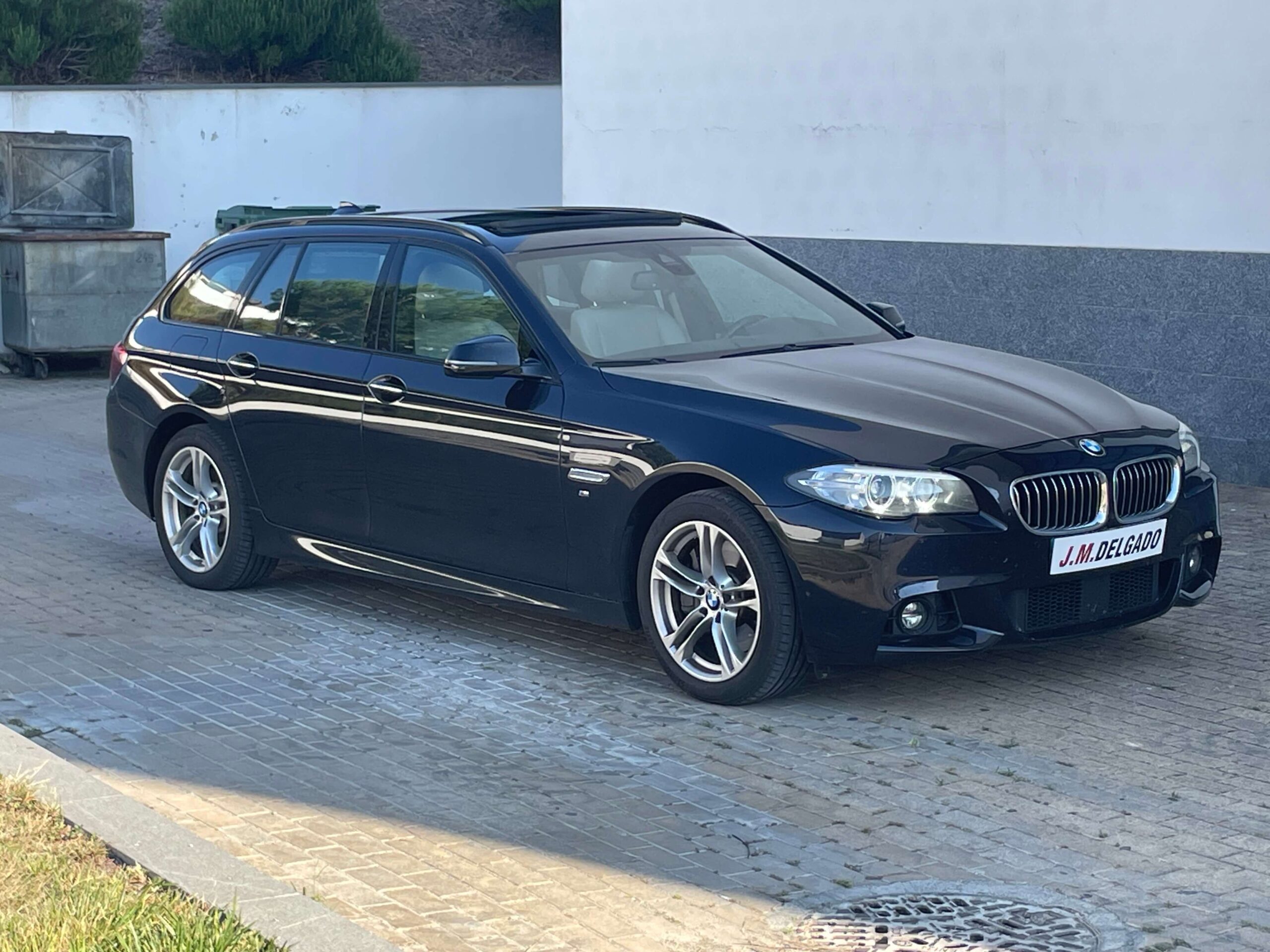 Bmw 525d X-Drive Pack M Auto Touring