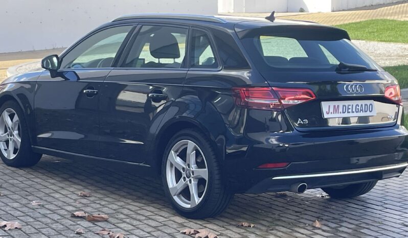 Audi A3 Sportback 1.6 Tdi Sport S-Tronic completo