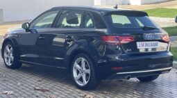 Audi A3 Sportback 1.6 Tdi Sport S-Tronic completo