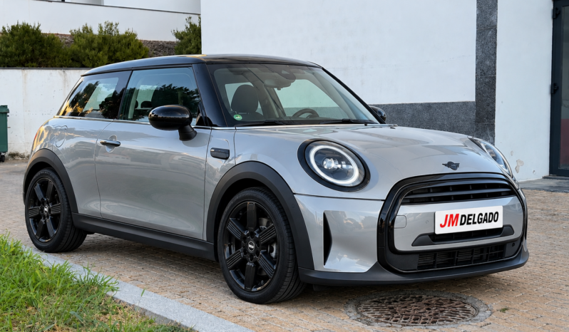 Mini Cooper Classic Trim Auto 2024