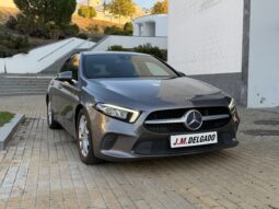 Mercedes-Benz A 180d Progressive completo