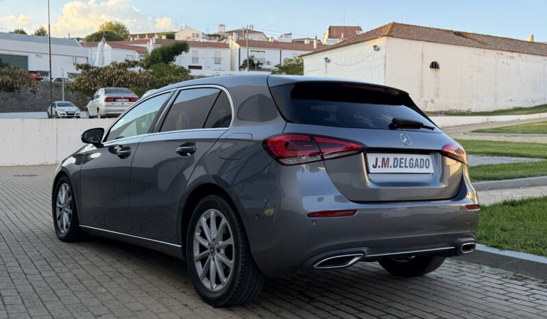 Mercedes-Benz A 180d Progressive completo