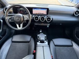 Mercedes-Benz A 180d Progressive completo