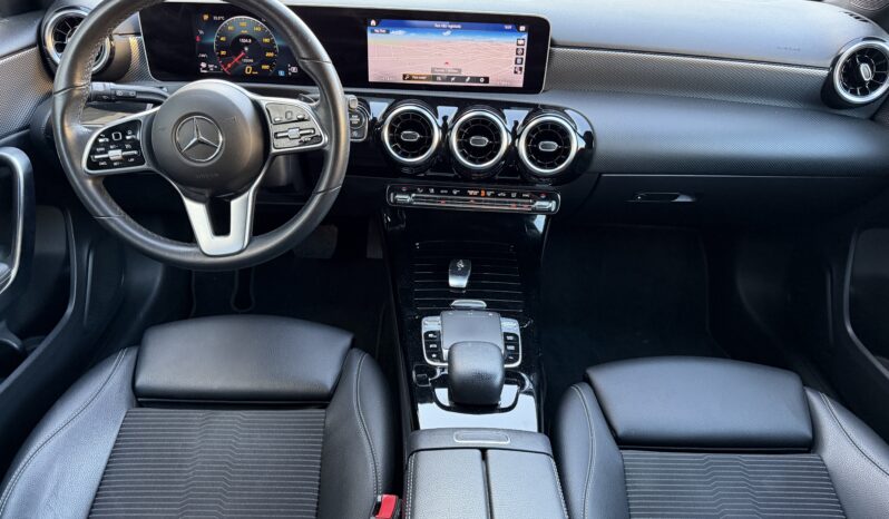 Mercedes-Benz A 180d Progressive completo