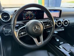 Mercedes-Benz A 180d Progressive completo