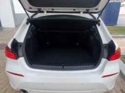 BMW 116 d Corporate Edition completo
