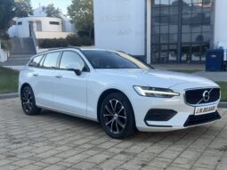 Volvo V60 B4 Momentum Hibrid/Diesel Geartronic