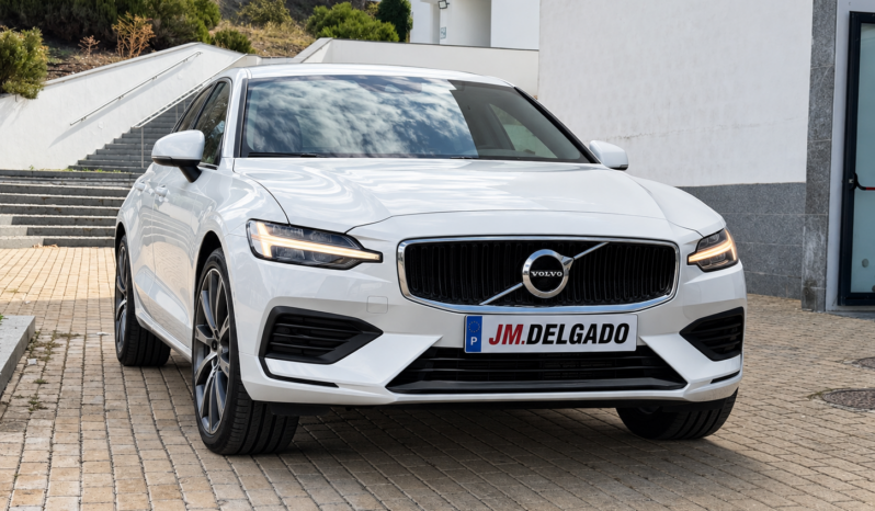 Volvo V60 B4 Momentum Hibrid/Diesel Geartronic 2021